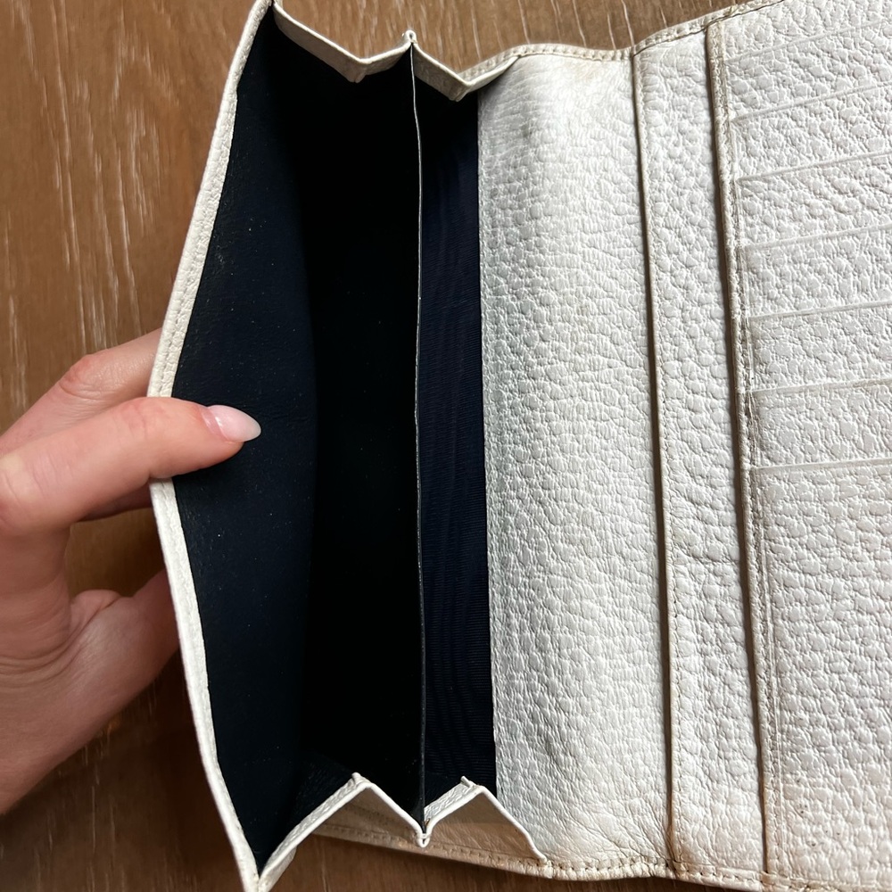 Authentic Gucci Wallet - image 5